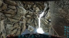 Арочная Пещера выходы находятся наверху. Пещера с яйцами виверн находится внизу, слева от водопада.